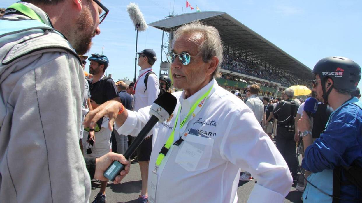Photo de Jacky Ickx, pilote automobile légendaire